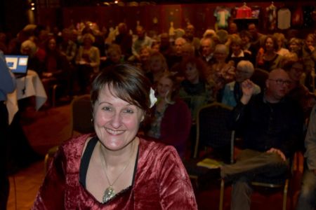 Avond over Graancirkels met Janet Ossebaard