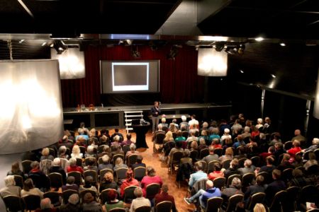 Druk bezochte avond met Martijn van Staveren over buitenaards leven
